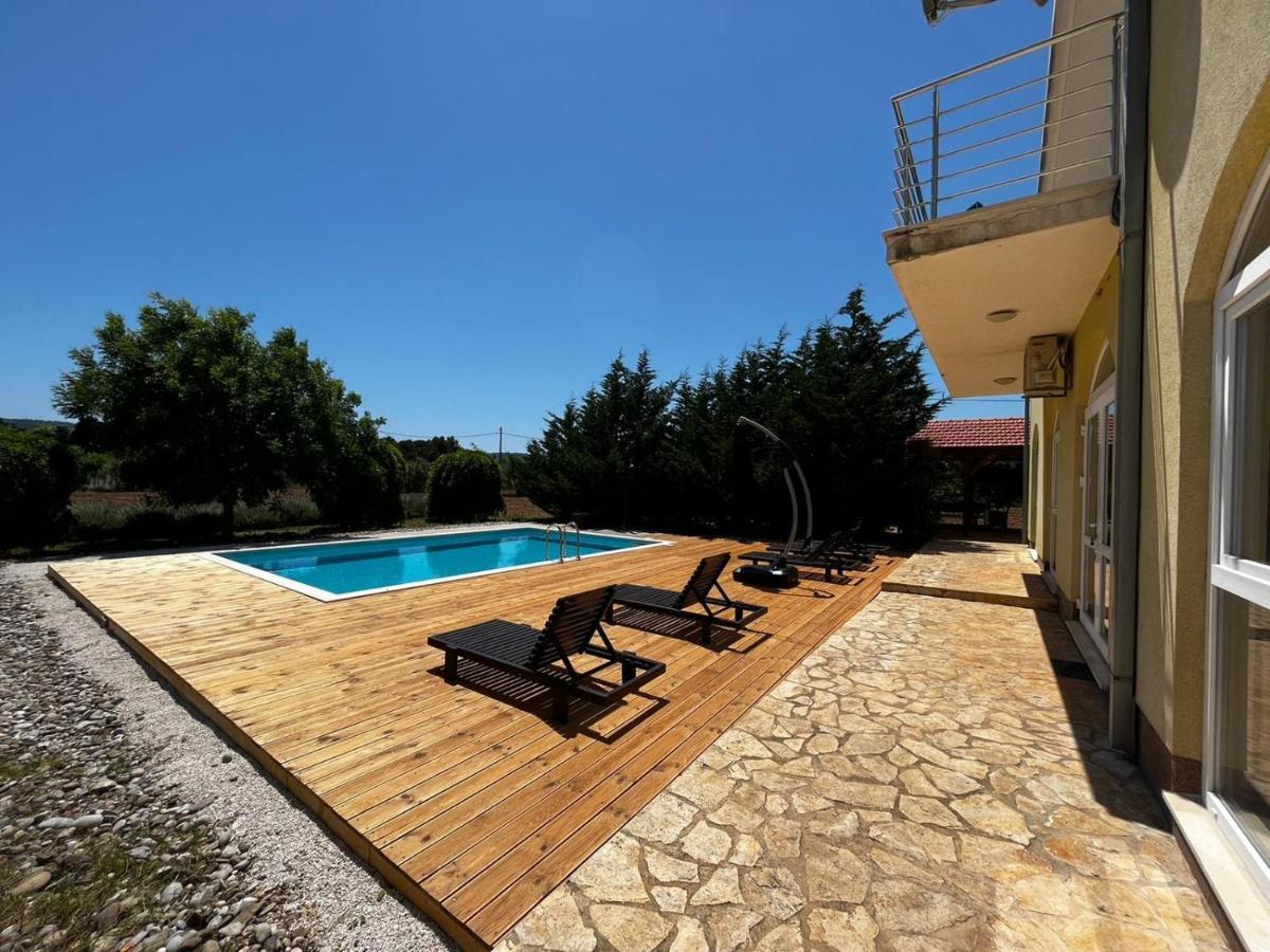Orange Tree Garden Apartment Trogir Bagian luar foto